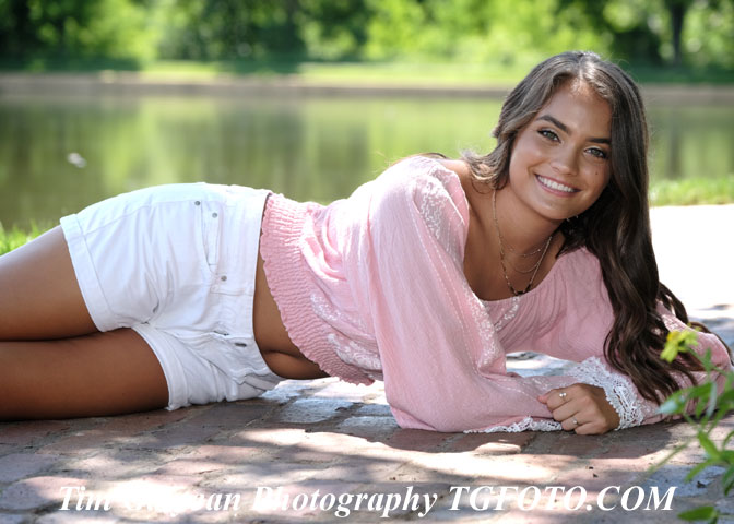 beautiful,professional,portraits,lake,location,arboretum,overland,park,KS,liberal,MO,olathe,belton,spring,hill,